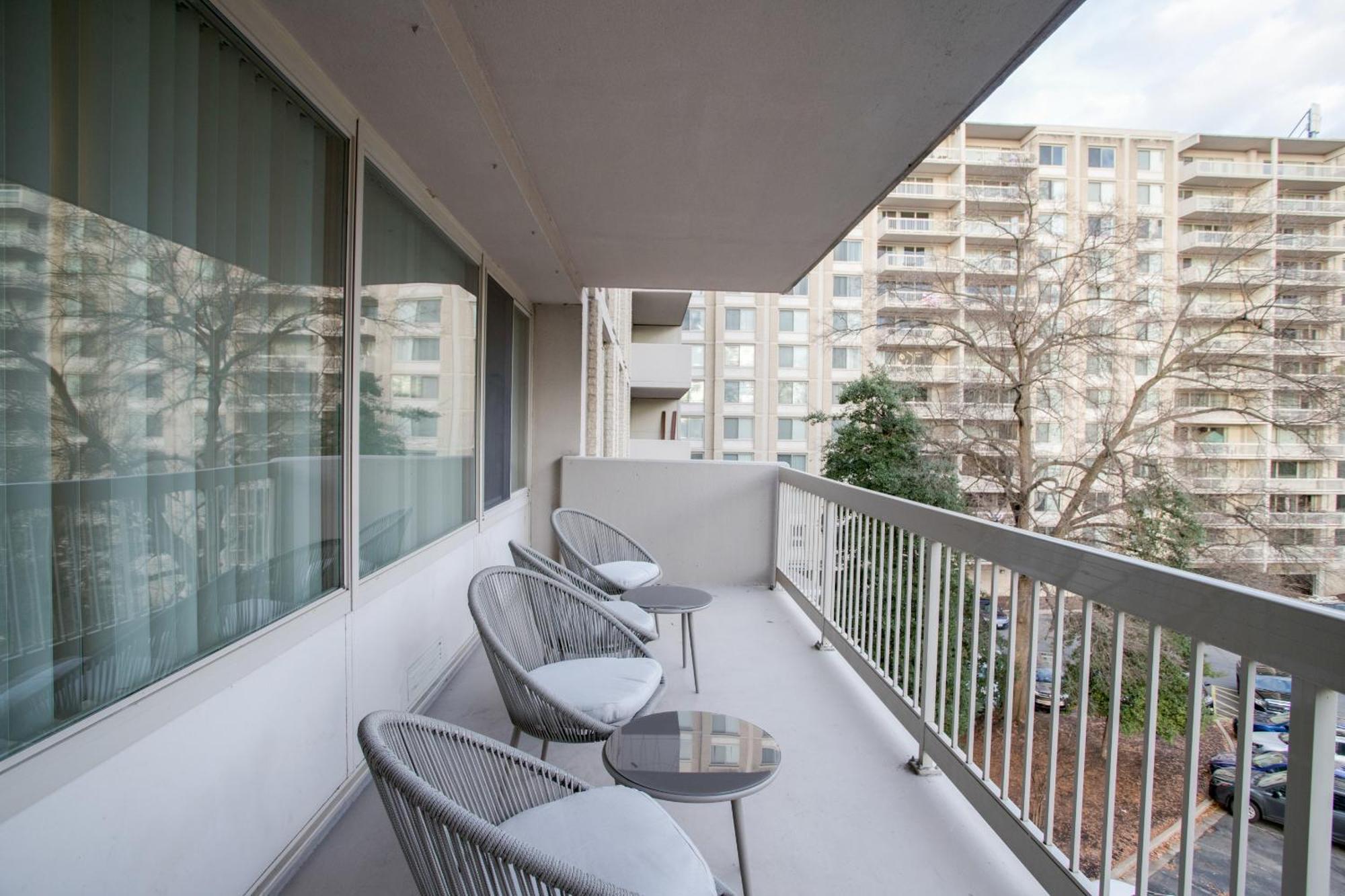 Sensational Condominium @Crystal City Arlington Esterno foto
